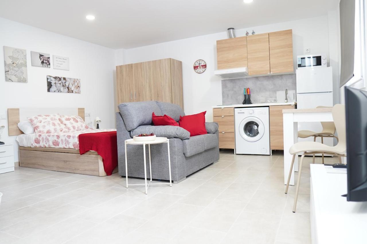 Apartamentos Turísticos San Miguel Arcángel, S.L. San Roque  Esterno foto
